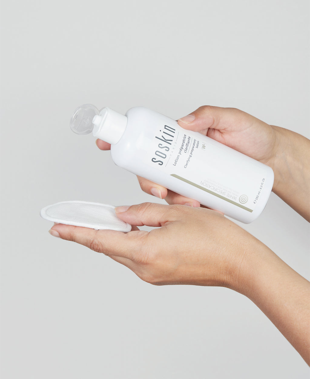 Освітлюючий підготовлюючий тонік-ексфоліант / Clarifying preparatory lotion