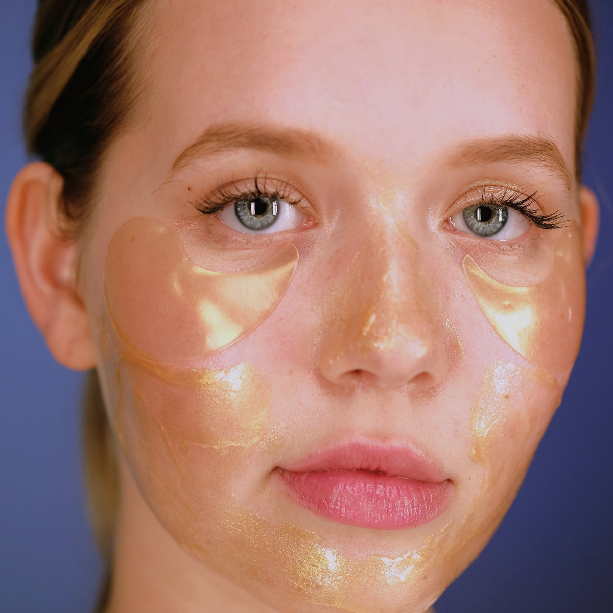 24K Gold Mask Pure Luxury Lift and Firm - Маска для обличчя з 24-каратним золотом для ліфтингу та зміцнення шкіри Peter Thomas Roth