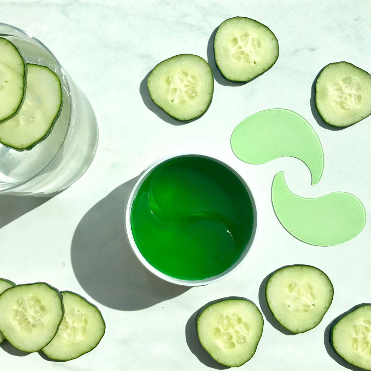 Cucumber De-Tox Hydra-Gel Eye Patches -  Охолоджуючі гідрогелеві патчі для шкіри навколо очей з екстрактом огірка Peter Thomas Roth