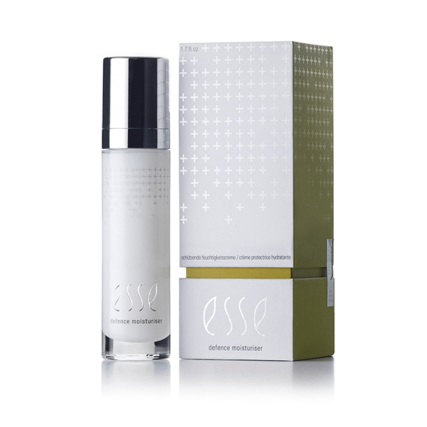 Денний захисний зволожувальний крем Defence Moisturiser M9