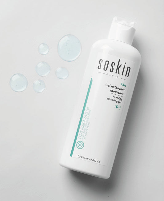 Очищуючий гель-пінка для жирної та комбінованої шкіри / Foaming cleansing gel