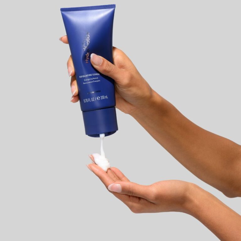 Exfoliating Cleanser - Очищувальний відлущувальний засіб